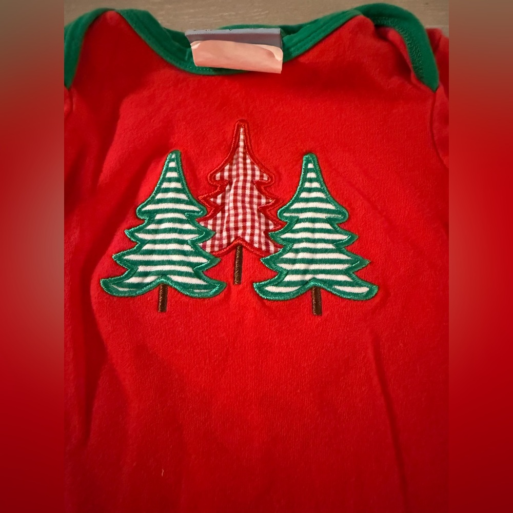 Three sisters Christmas tree romper - Picture 2 of 5